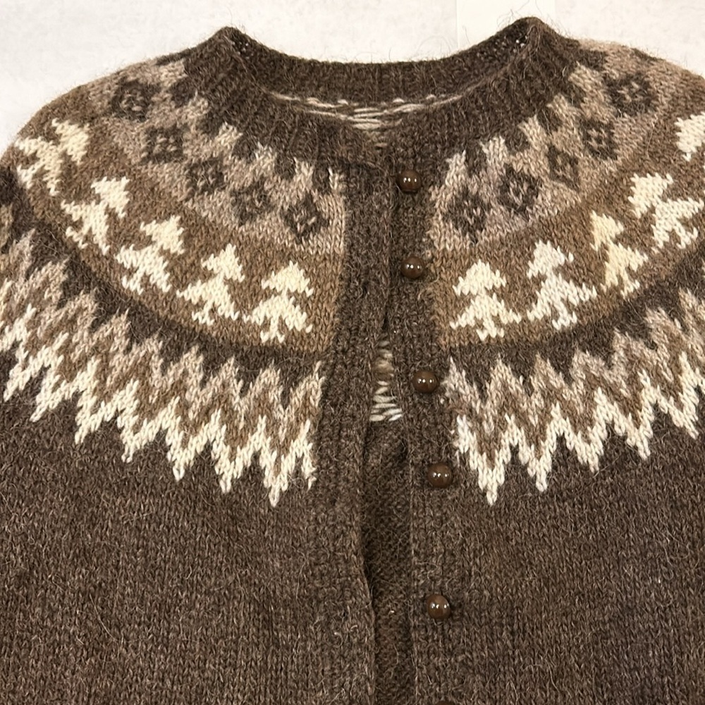 Vintage, handmade wool sweater/cardigan - Picture 2 of 3